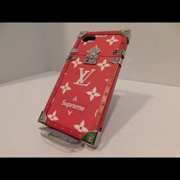 Louis Vuitton x Supreme 2017 Trunk IPhone 7 Case - Picture 4 of 7